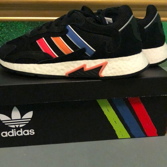 adidas tresc run red